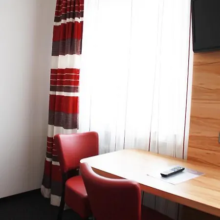 Und Zur Linde Affittacamere