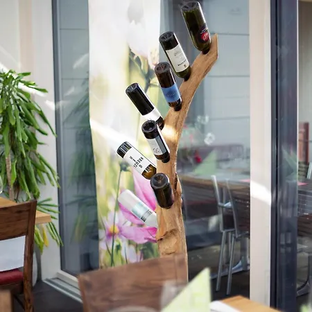 Affittacamere Und Zur Linde 3*